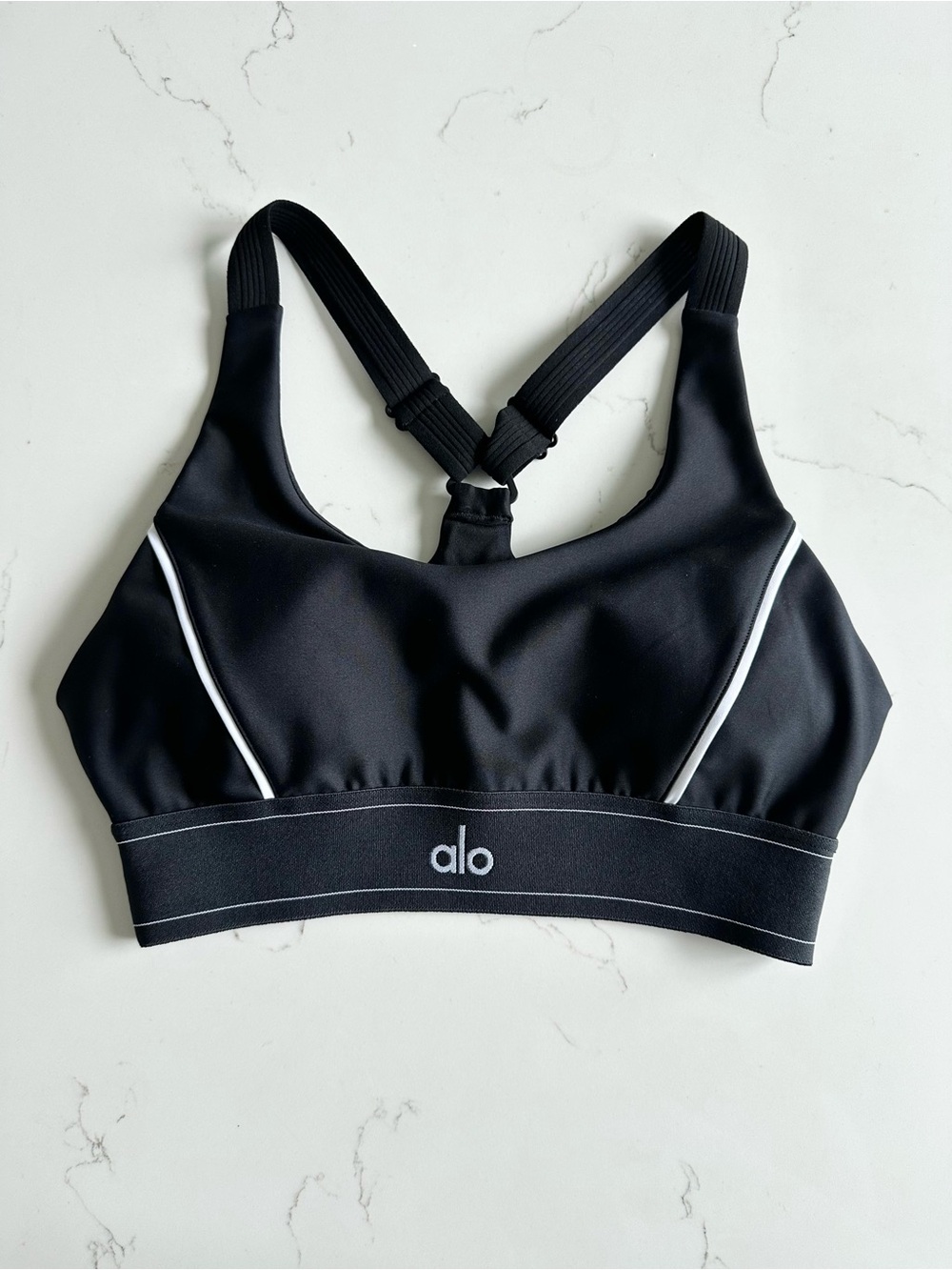 NWOT Alo Yoga Airlift Suit Up Bra - Picture 3 of 7